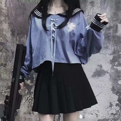 低调·不露脸の女生头像:别在没我的地方哭,我怕没人给你擦眼泪
