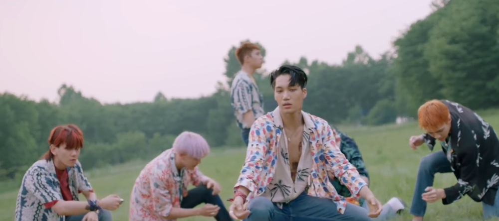 exo,服装,咆哮,朴灿烈,狼与美女
