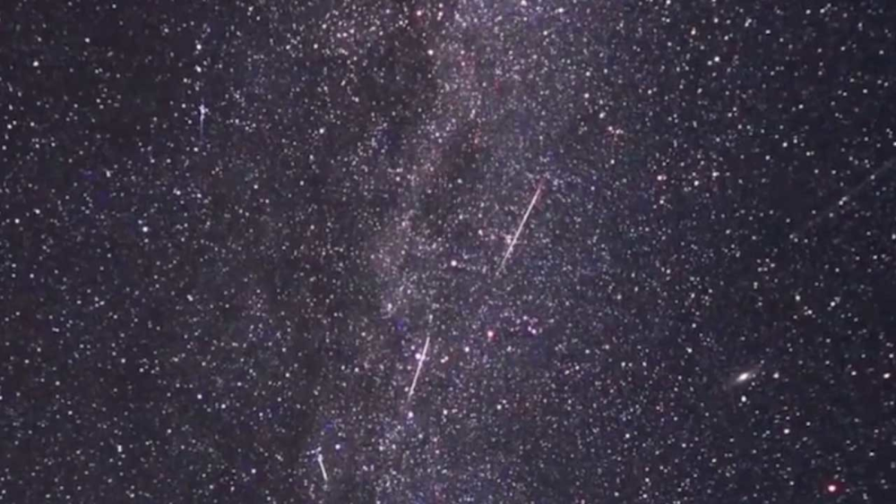 朔月之际,天琴座流星雨来袭!