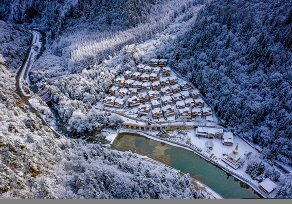 黑水县奶子沟彩林公园旅游区,羊茸哈德景区5月1日恢复