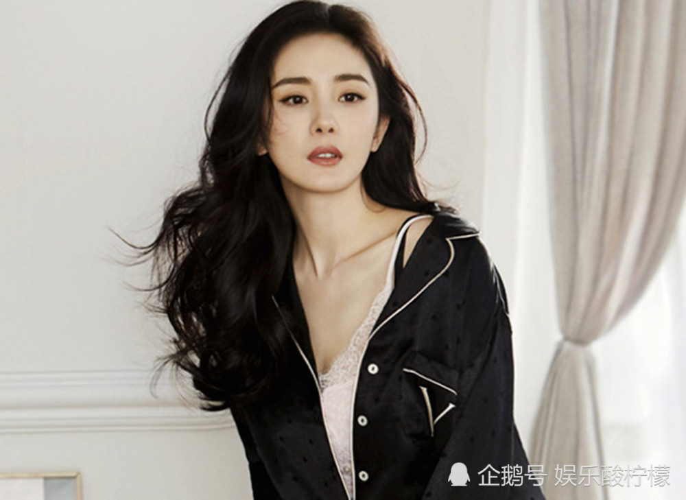 杨幂代言维密,这回用的词与周冬雨截然不同