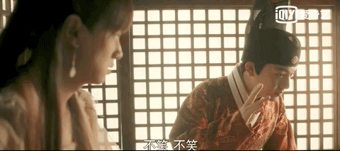 面对唐泛的女装扮相汪植表示嗯…你快让我缓缓汪植手下贾逵更想说唐