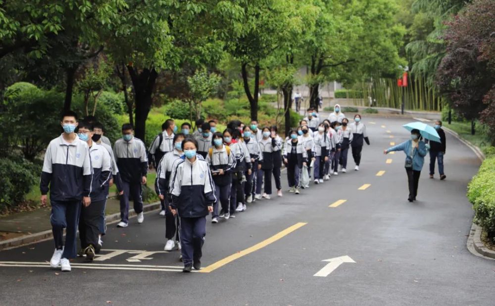 丽水中学有一种美,叫一米之外