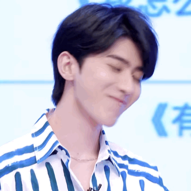 蔡徐坤2年前缺席跑男录制,今官宣成常驻一员,收视率稳坐第一!