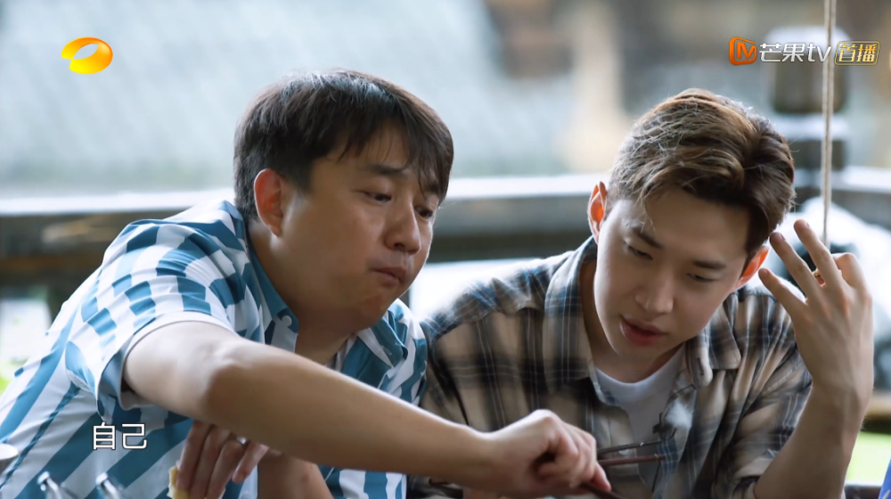 《向往的生活》,黄磊,何炅,彭昱畅