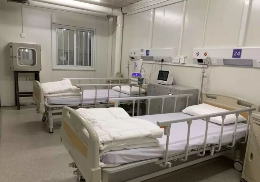 就在同时, 1月31日,同济医院护理部接到赴火神山医院规划准备病房的