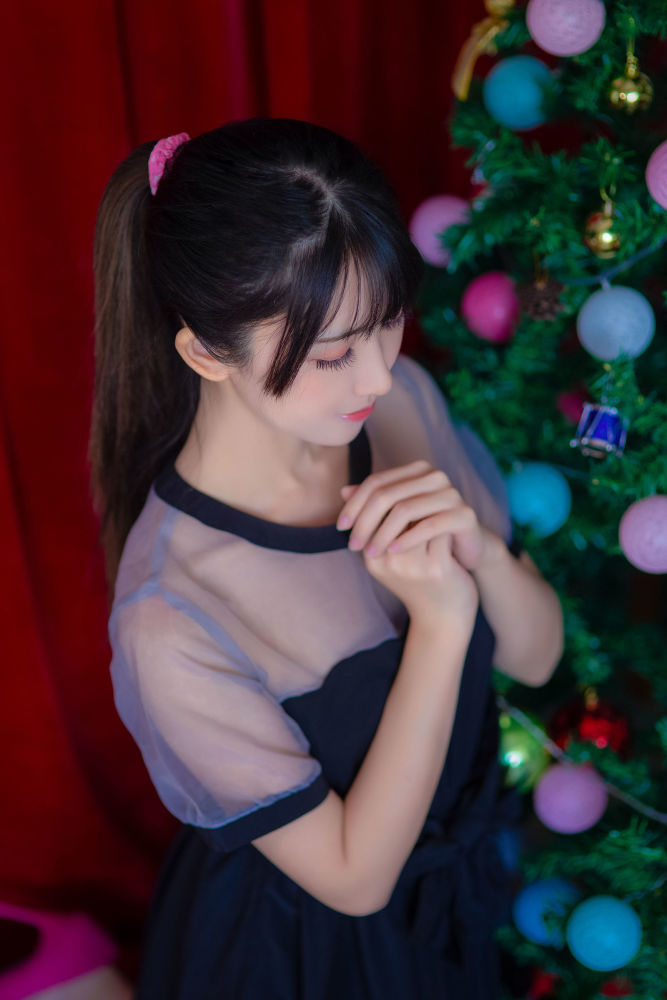 鳗鱼霏儿-加藤惠礼服