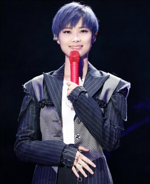 李宇春时隔15年,重返《超级女声》舞台,加盟《歌手》重逢团队