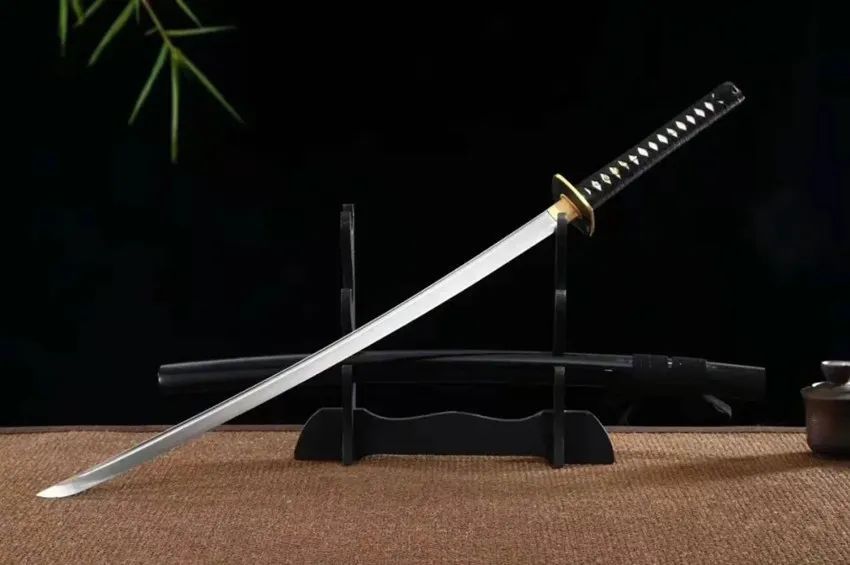 被称为世界三大名刀的日本武士刀,真的那么容易断么?