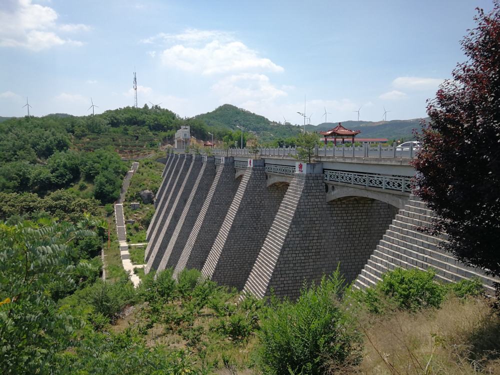 山东临朐淌水崖水库,一处美景,一座丰碑