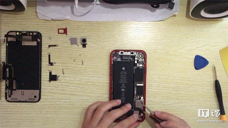 科普向:苹果 iphone xr 拆解及加散热硅脂图文和视频教程