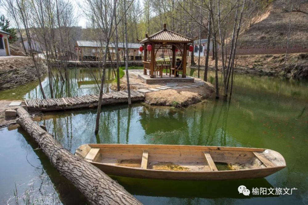 榆阳区青云镇百年庄园,千年古树,桃花水源,暖泉山庄,孔雀百鸟园,国家