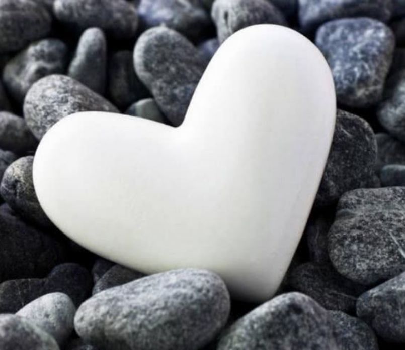 心理学:你最心仪哪个心形石头?测你古代是什么命格,我