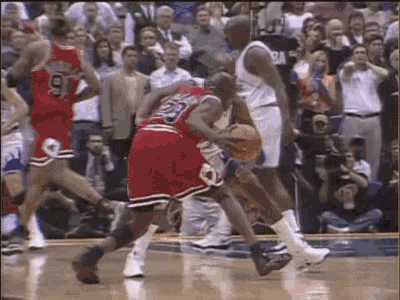 而这部制作精良的《最后的舞动》,也将会像独一无二的乔丹一样,成为