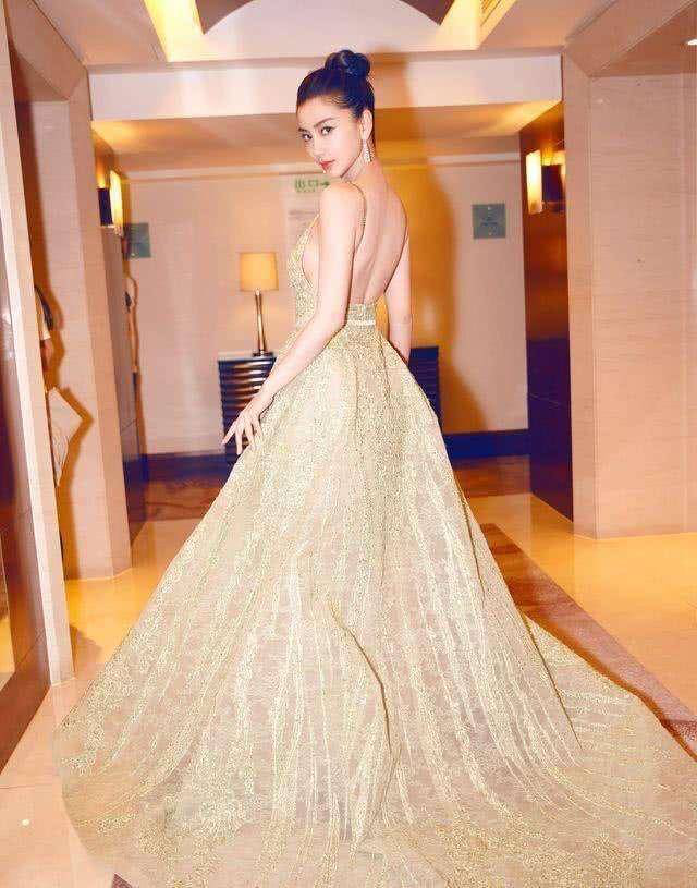 杨颖身穿旗袍散发古风韵味,高级感十足,美得一发不可收拾