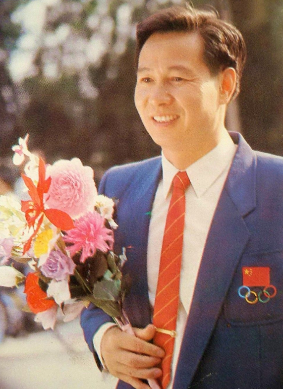 81年世界杯冠军,82年世锦赛冠军,84年奥运会冠军,这是袁伟民的执教