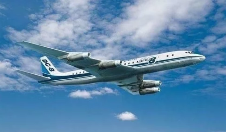 飞机起飞后空中飞行高度不能低于1万米?究竟是为何呢?