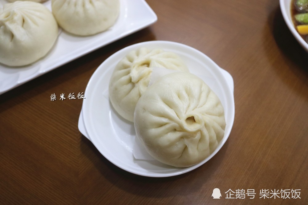 做肉包子,我家就爱这个馅,4种食材搭配,一年四季吃不腻