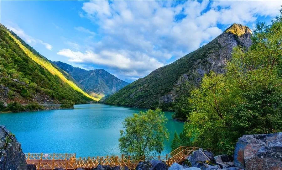 阿坝州,乡村旅游,旅游景区,九寨沟县,四姑娘山,小金县