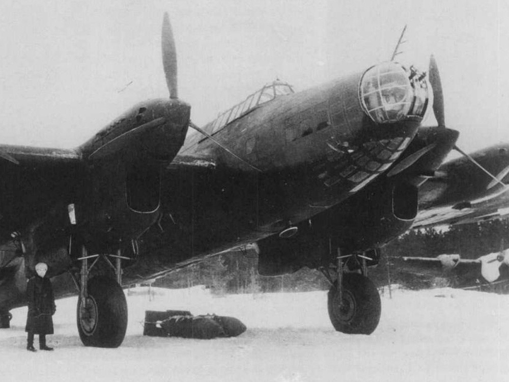 佩-8轰炸机,是战争时期苏联少有的四发重型轰炸机,1941年8月11日曾