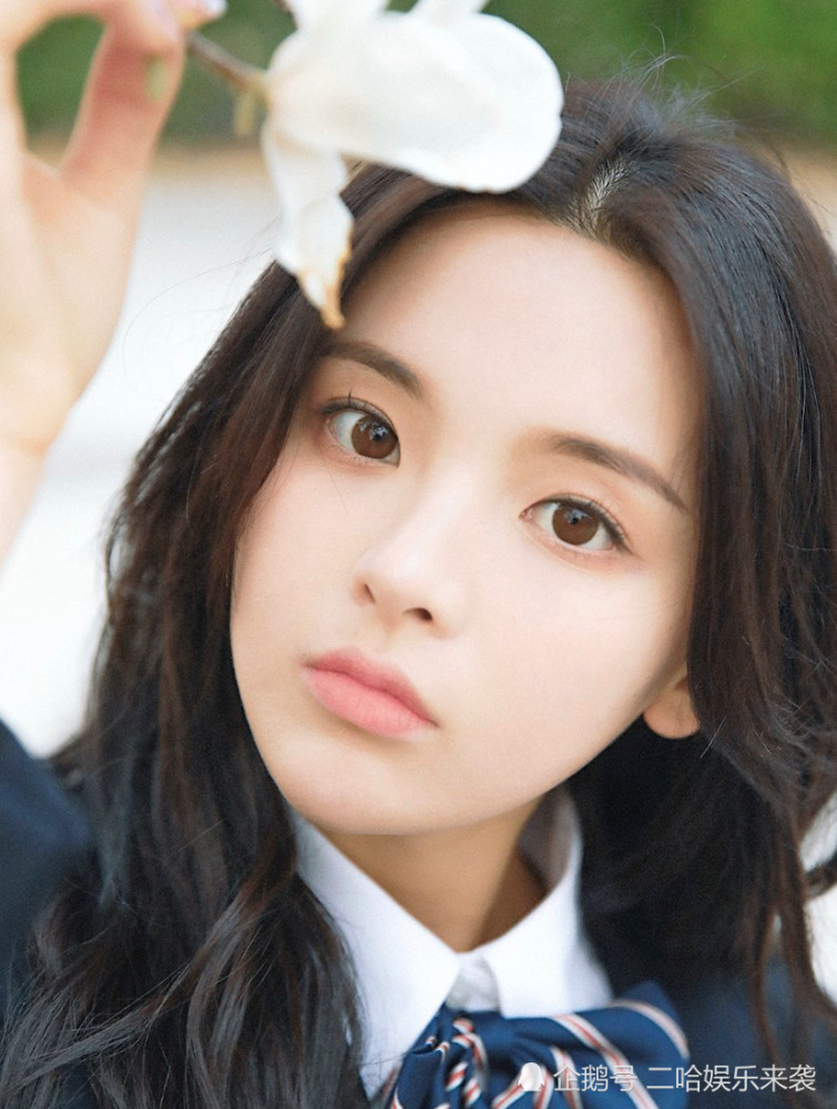 4月女明星人气榜:杨超越第9,赵丽颖第7,鞠婧祎第5,第1
