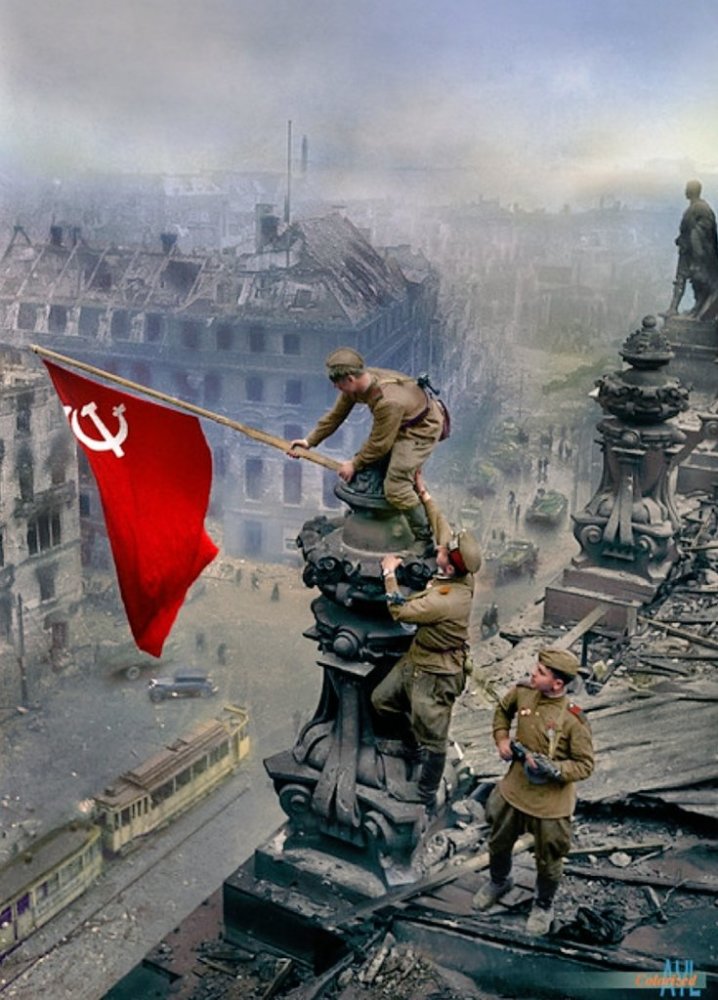 1945年4月30日,苏联红军攻占柏林