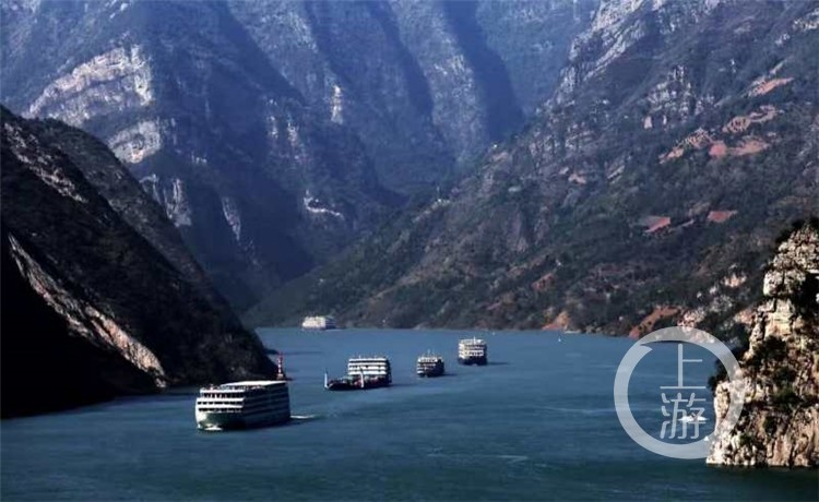 长江三峡,峡谷,神女峰,巫山,瞿塘峡,重庆