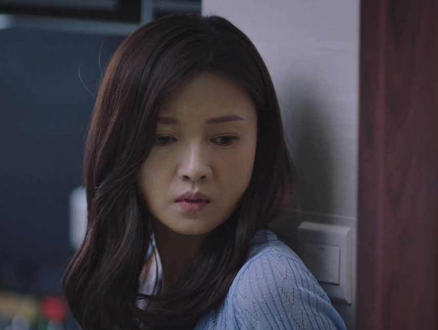 虽然她的年龄比剧里的年龄要大出十几岁,但她是真的演得栩栩如生,把
