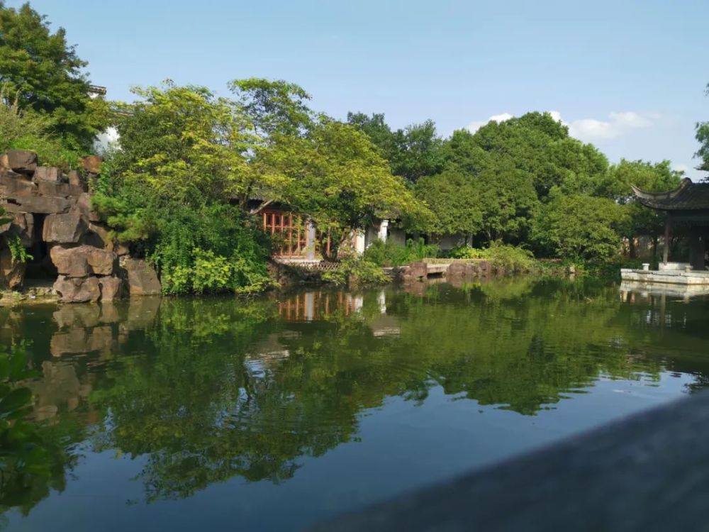 5月的寄畅园是悠闲的