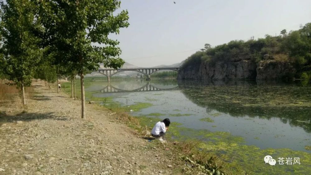 (九莲洞内,九莲洞,坐落于井陉县孙庄乡西元村,是集地质地貌,水体景观