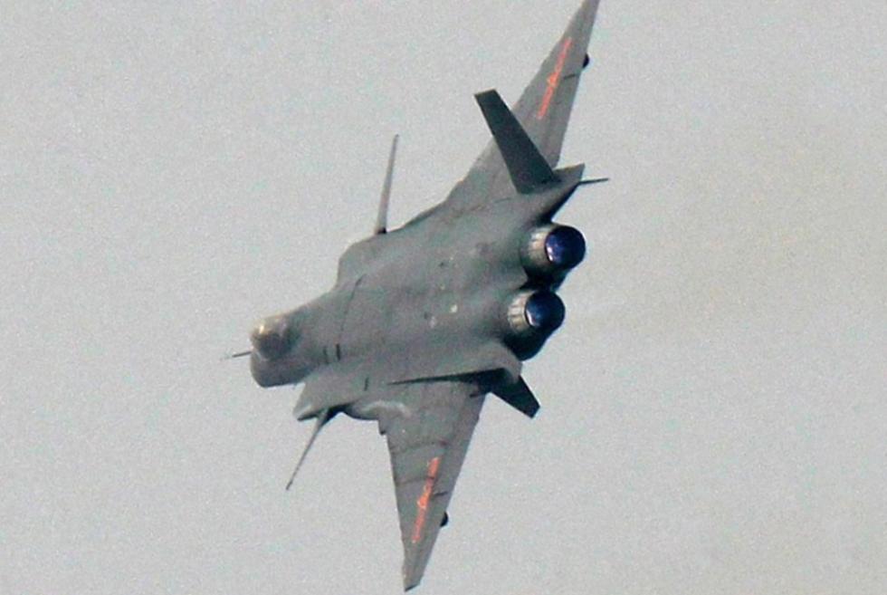 歼20开加力腾空 数数喷出多少个马赫环_腾讯网