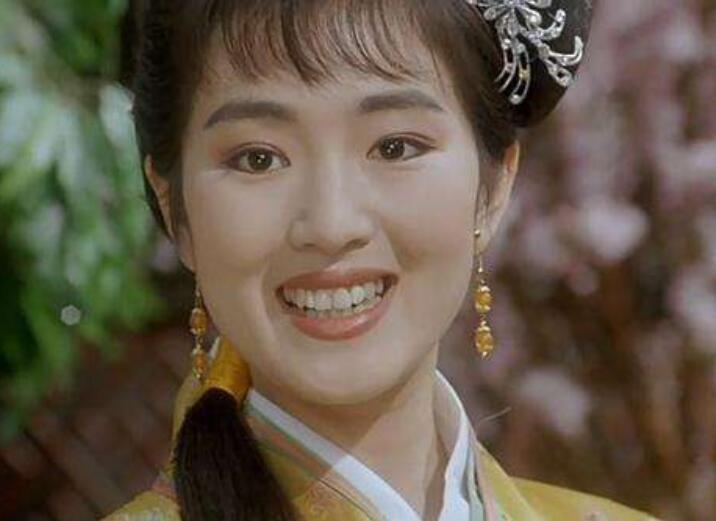 秋香石榴姐原定的不是巩俐苑琼丹,聊聊唐伯虎里你不知道的5件事