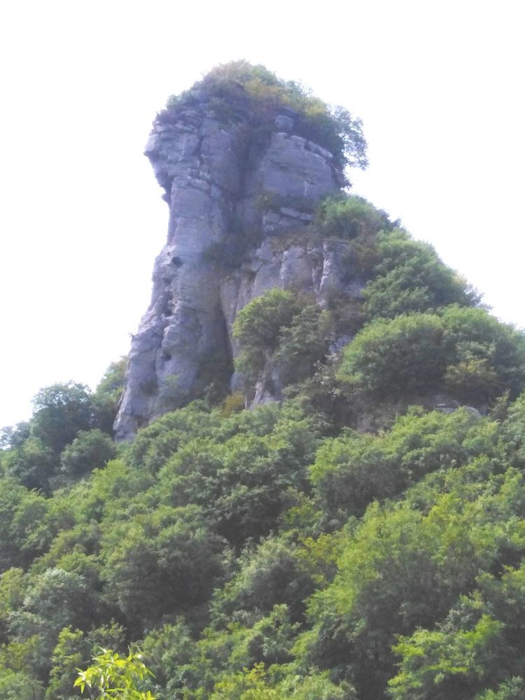 藏在深闺人未识:巩义大山深处的美景——南岭鸡冠山