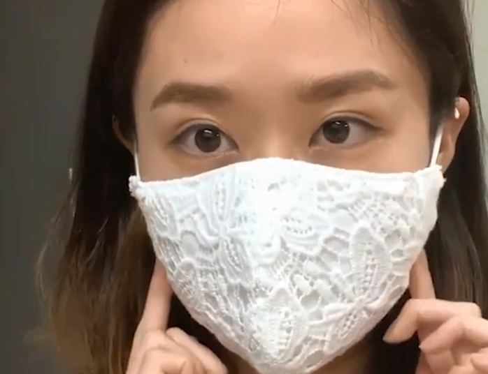 日本推出"蕾丝口罩",女生戴起来很合适,网友:这脑洞没