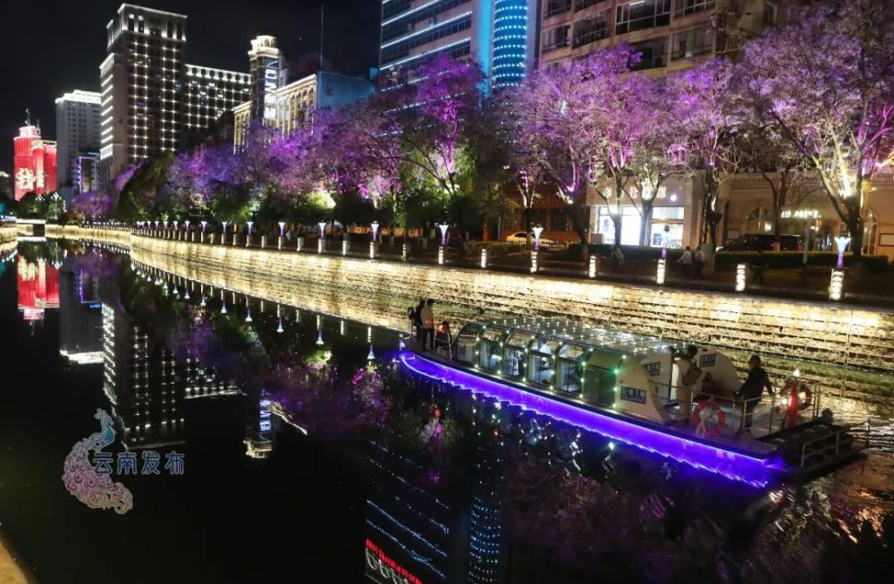 昆明盘龙江开启夜航 景致美轮美奂