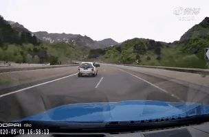 最后还停车动手!