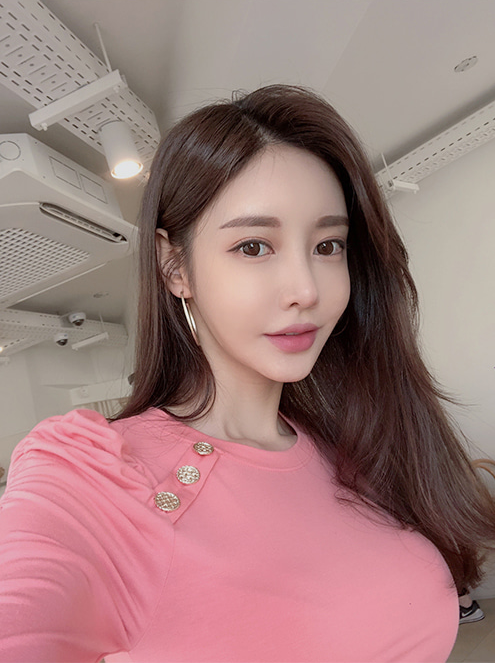 女神珠珠:第702期时尚潮流穿搭欣赏