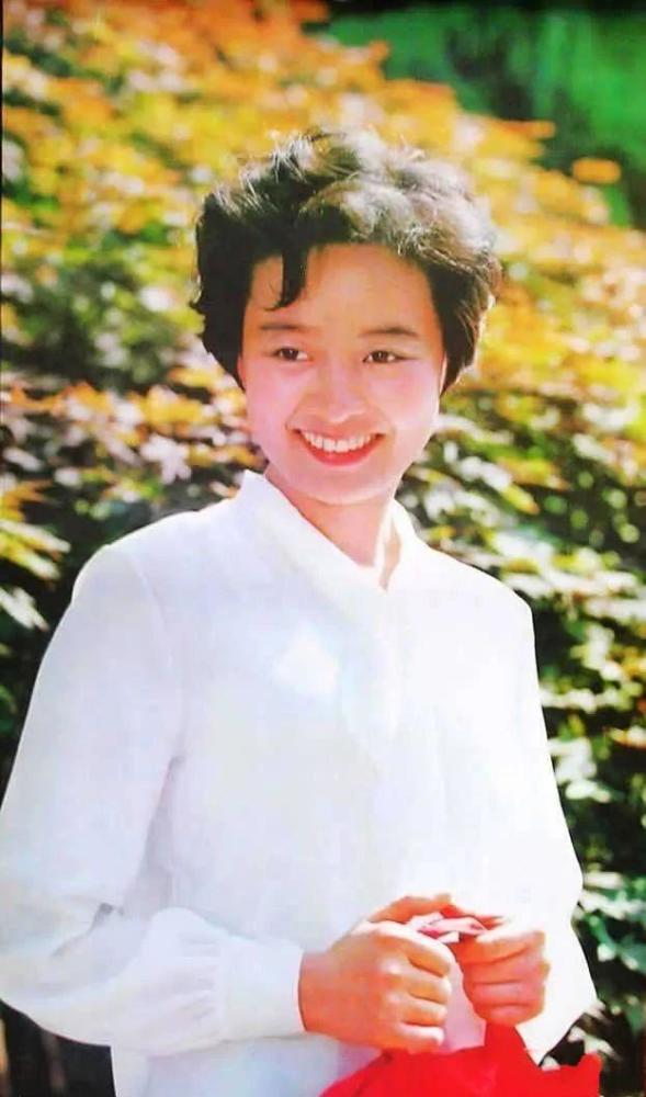 张瑜:双料影后,与张建亚"表面婚姻"6年,现无夫无子孤身一人