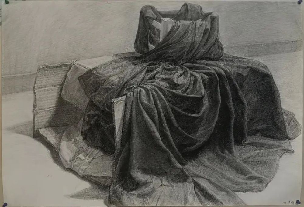 看过了央美附中最新素描作业,才知道我究竟差在哪!