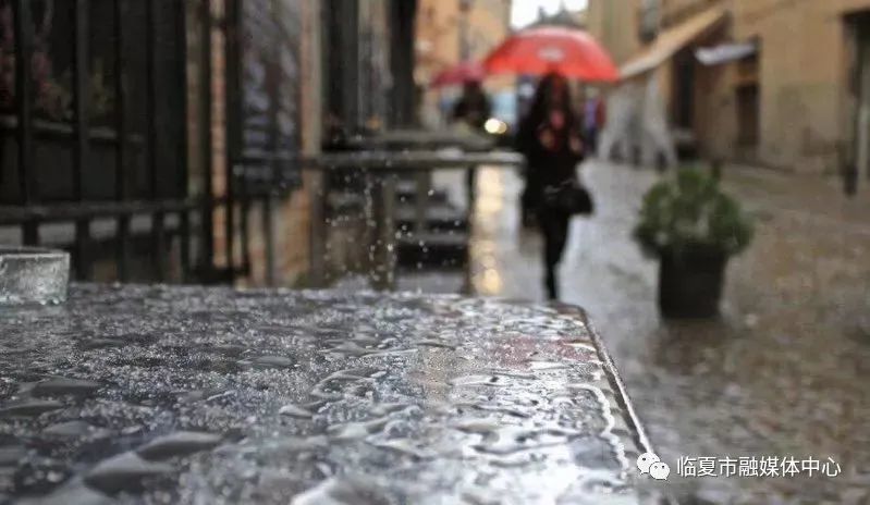 夏雨中的八坊十三巷 别有意境