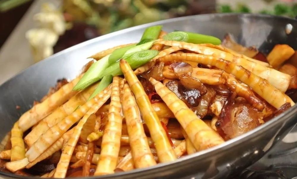 时令美蔬,这道春笋炒肉分分钟能下两碗饭!