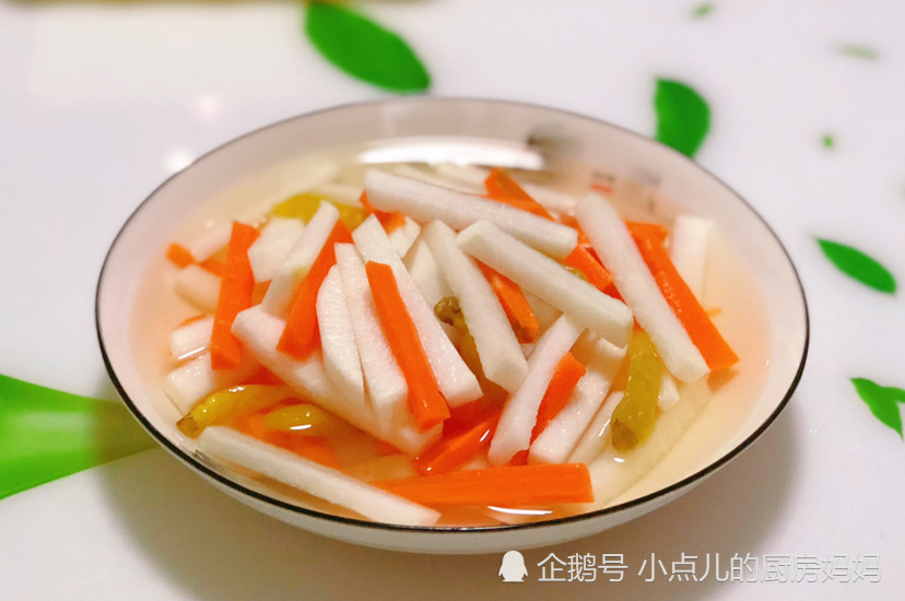 酸辣爽脆的泡菜萝卜,10分钟就能做好,随吃随腌,泡菜水