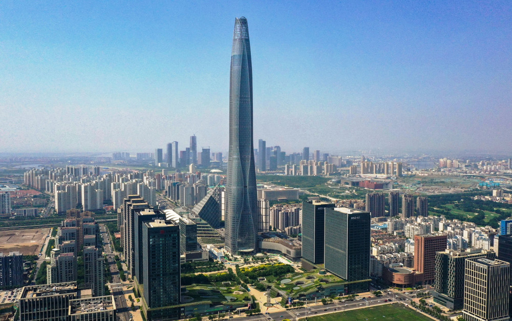 7,北京中国尊:高度527.7米.