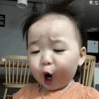 黄夏温吹风扇系列表情包_腾讯新闻
