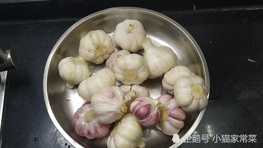 这样腌糖蒜,做法简单,只需做到3步,1次就成功,开胃好吃