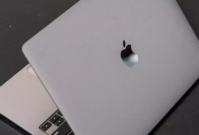 苹果macbook pro新版与macbook air相比,该如何选?