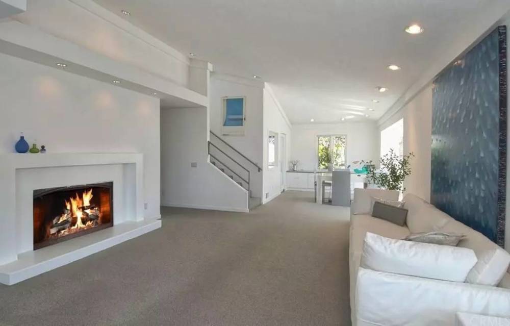 炒房團看了會流淚，巴菲特這棟豪宅46年漲了73倍！