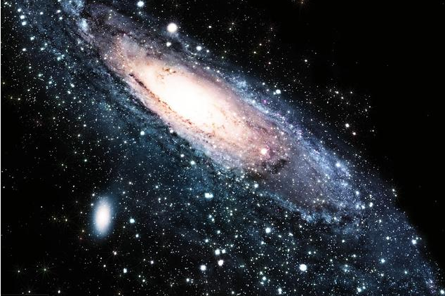 读科幻的最大好处是让我们能够超脱于我们生活的压力,看一看星空,想一