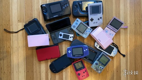 掌上游戏机,gameboy,任天堂,童年,游戏机