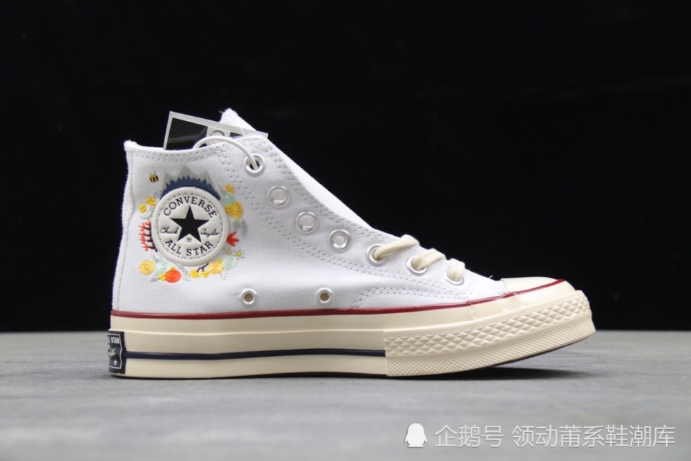 春夏单品,小姐姐必备的一款匡威哦,匡威花卉刺绣配色鉴赏